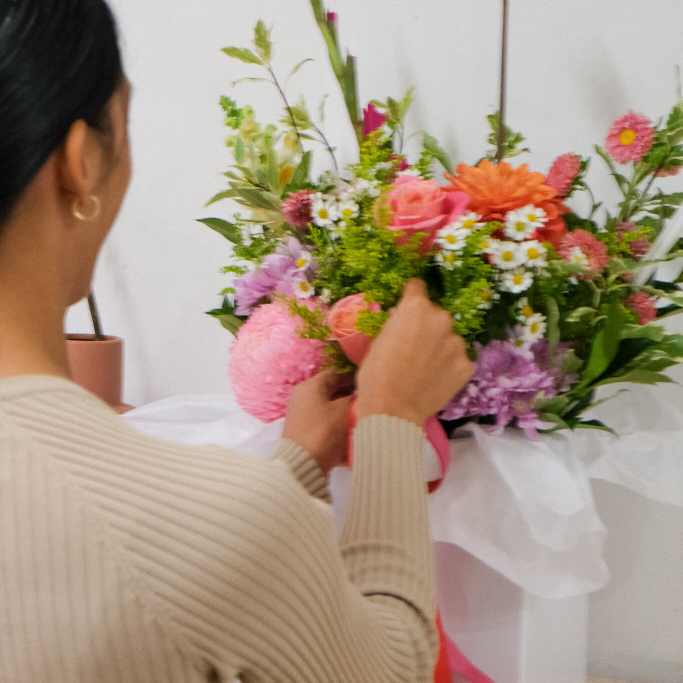 Vase arrangement - Poppy Rose Flowers Brisbane
